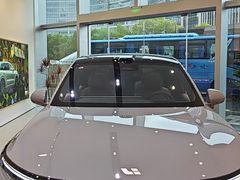 -理想汽车(世纪汇店)