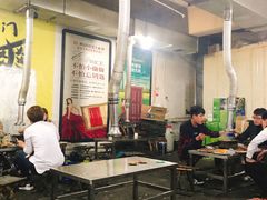 大堂-老广烧烤(骆驼山康馨园店)