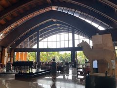 -三亚湾海居铂尔曼度假酒店