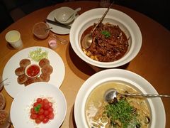 酸菜炖小酥肉-东湖34号餐厅·湖北菜