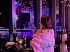 -大连君悦酒店 · VIVA(星海广场店)