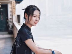 -白象居