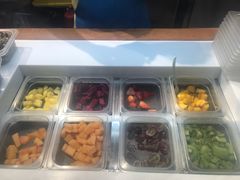 -三佰瑞冻酸奶(凯德MALL店)