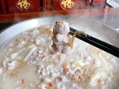 -老来福·非遗酸汤兔(凯旋路店)