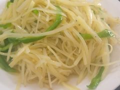 -曾氏肥肠馆(凯瑞雅居店)