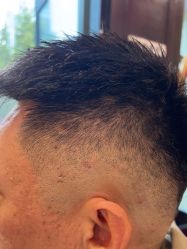 -东方先生国潮男士理发馆