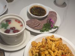-清真·卡德尔大叔新疆主题餐厅(龙汇路店)