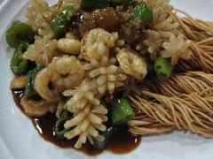 -梅利汴京烤鸭•开封豫菜地标店(东大街店)