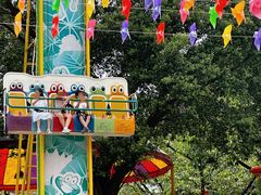 -顺德大良半月城游乐场