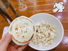 -刘信牛羊肉泡馍小炒(回民街店)