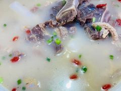 -霄汉牛三鲜湖北砂锅菜(万松园2店)