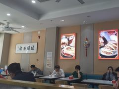 -秦香陕西食府(华贸天地店)