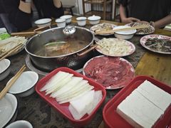 -乳仔牛牦牛汤锅 烤羊排(松潘古城店)