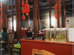 大堂-滇越乘象云南餐厅(豆各庄店)