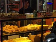 面包甜点陈列柜-老香港手工蛋糕(达道路店)