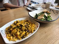 -秦香阁·西北家常菜(徐汇日月光中心店)