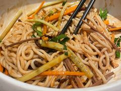 鸡丝凉米线-云海肴云南菜(浦江欢乐颂店)