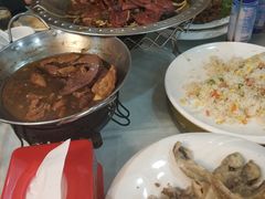 -鸿亨泰杂鱼馆(港馨家园店)