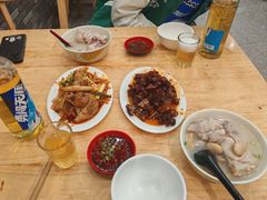 -雷祖芳老妈蹄花店