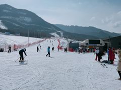 -鳌山滑雪度假区