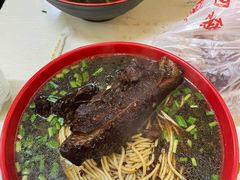 -小龙大肉面馆