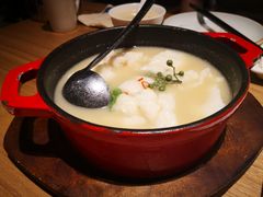 酸汤鱼-小大董·烤鸭(凤凰汇店)