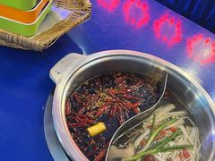 -马路边边火锅串串(观前街店)