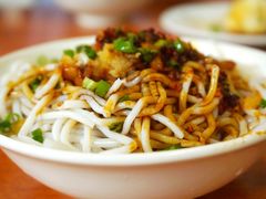 拌粉-老字号眼镜子煎包汤包店