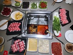 -海底捞火锅(高新万达店)