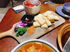 石屏豆腐-觅山云南菜(泊富ICITY店)