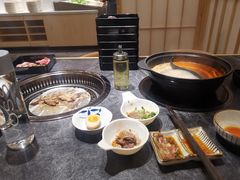 -匠牛亭·锅物烧肉放题自助(昆百大·泰业城店)