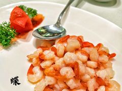 手剥河虾仁-蝶园·装修中(BFC外滩金融中心店)