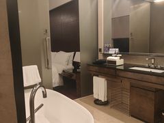 -广州天河希尔顿酒店