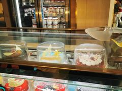 面包甜点陈列柜-哈根达斯(朝阳大悦城店)
