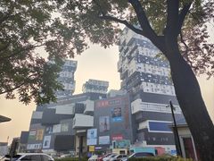 -资和信百货商场