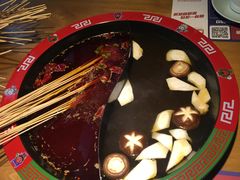 -耍哥串串香(香月湖店)