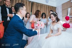 -予白婚纱礼服馆