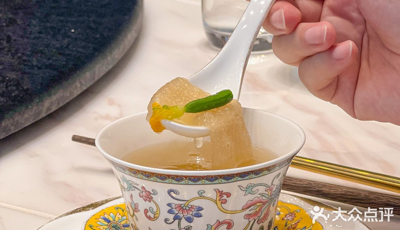 成都这家黑珍珠餐厅💍现淋水煮牛肉香满屋❗️