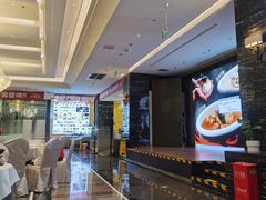 -万龙洲海鲜(大兴绿地缤纷城店)