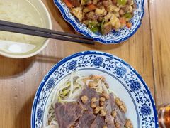 -何太太馄饨面铺(大浒东苑店)