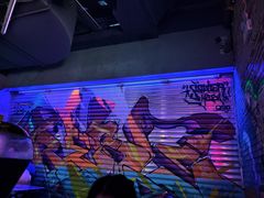 -UP嘻哈酒吧(粉巢店)
