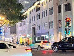 -柏曼酒店(重庆解放碑洪崖洞店)
