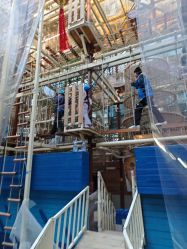 -PIPIKINGDOM皮皮王国欢乐号(欢乐海岸购物中心店)