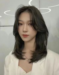 -妃格美发沙龙·烫发·染发