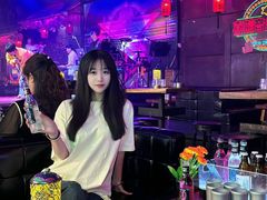 -喜鹊音乐酒馆(西街店)