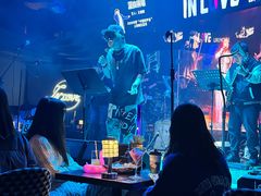 -INLOVE Live House