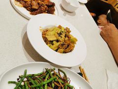 -闫府私房菜(经四路万达店)