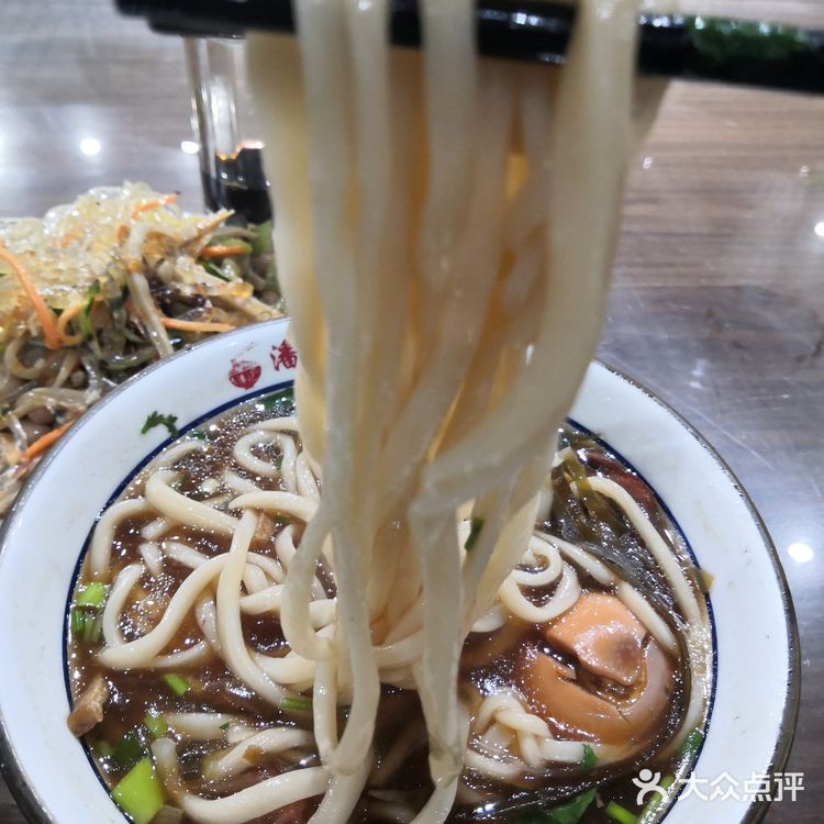 入口却不腻.算得上是一家榆次好吃的桃花面.「潘记桃花面」