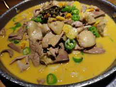 杀猪菜-吃饭皇帝大土家民族菜(正大广场店)