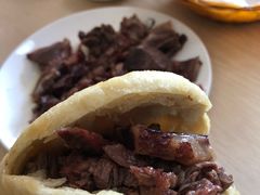 -闫家驴肉老店(华电一校店)